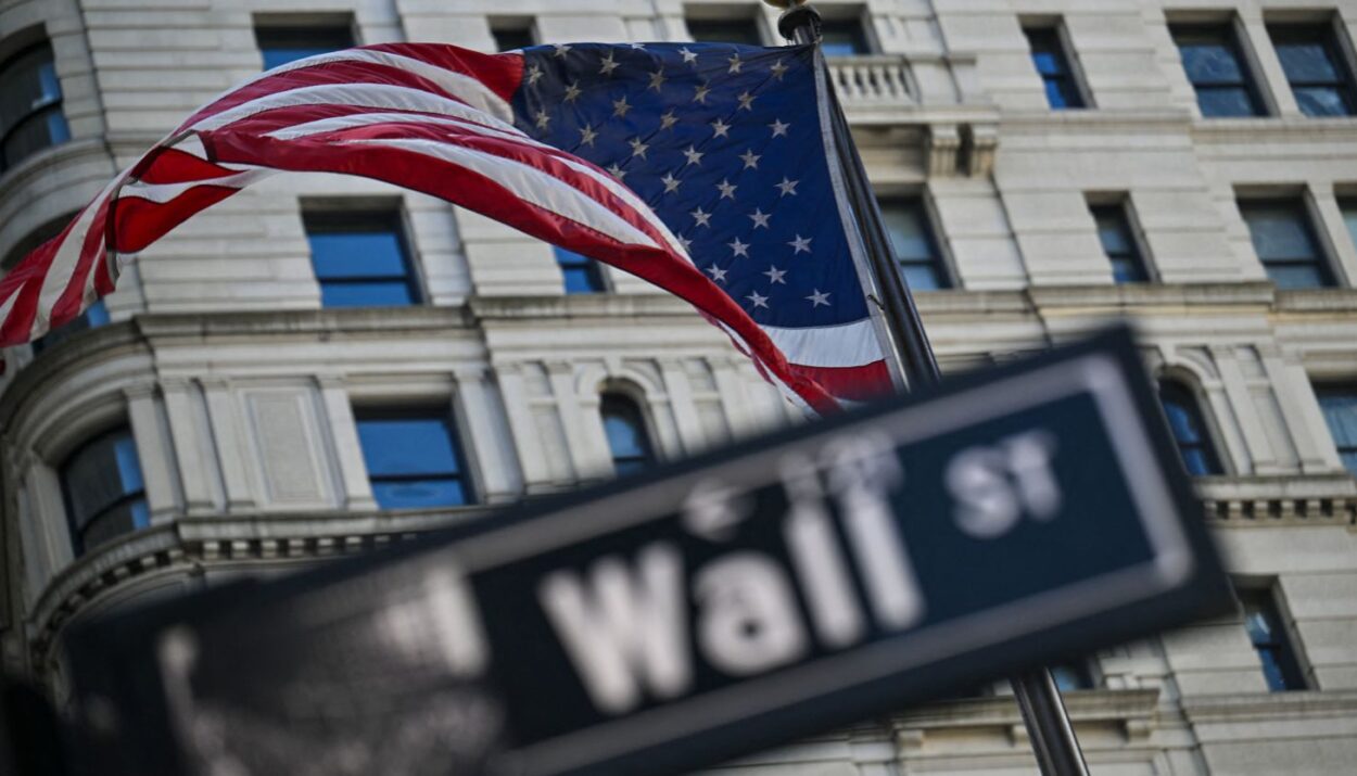 Tariff Shocker Sours the Rally, Dow Drops as Trump Eyes 15‑20 % Duty on All EU Goods